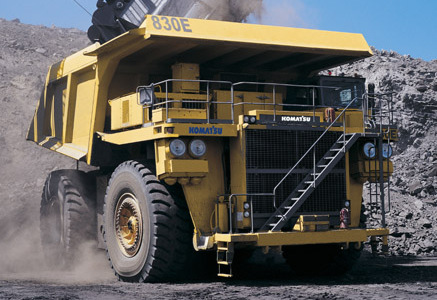 Самосвал Komatsu 830E