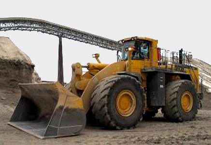 Колесный погрузчик Komatsu WA700-3