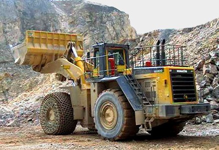 Колесный погрузчик Komatsu WA900-3